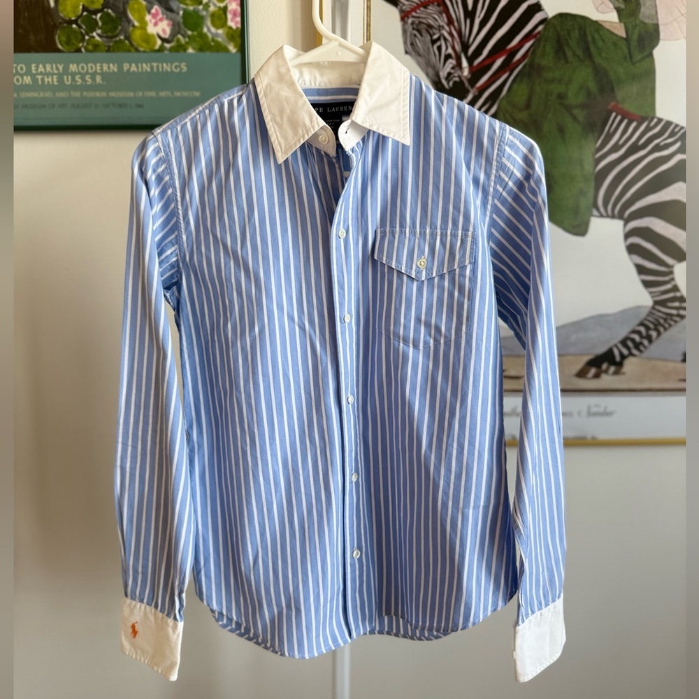 Ralph Lauren Women’s Classic Blue and White Striped Button Down Shirt size 4